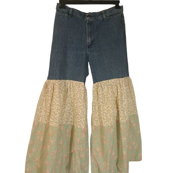 Upcycled recycled customized vintage hippie gypsy  bell bottom denim jean 12 - Picture 1 of 12